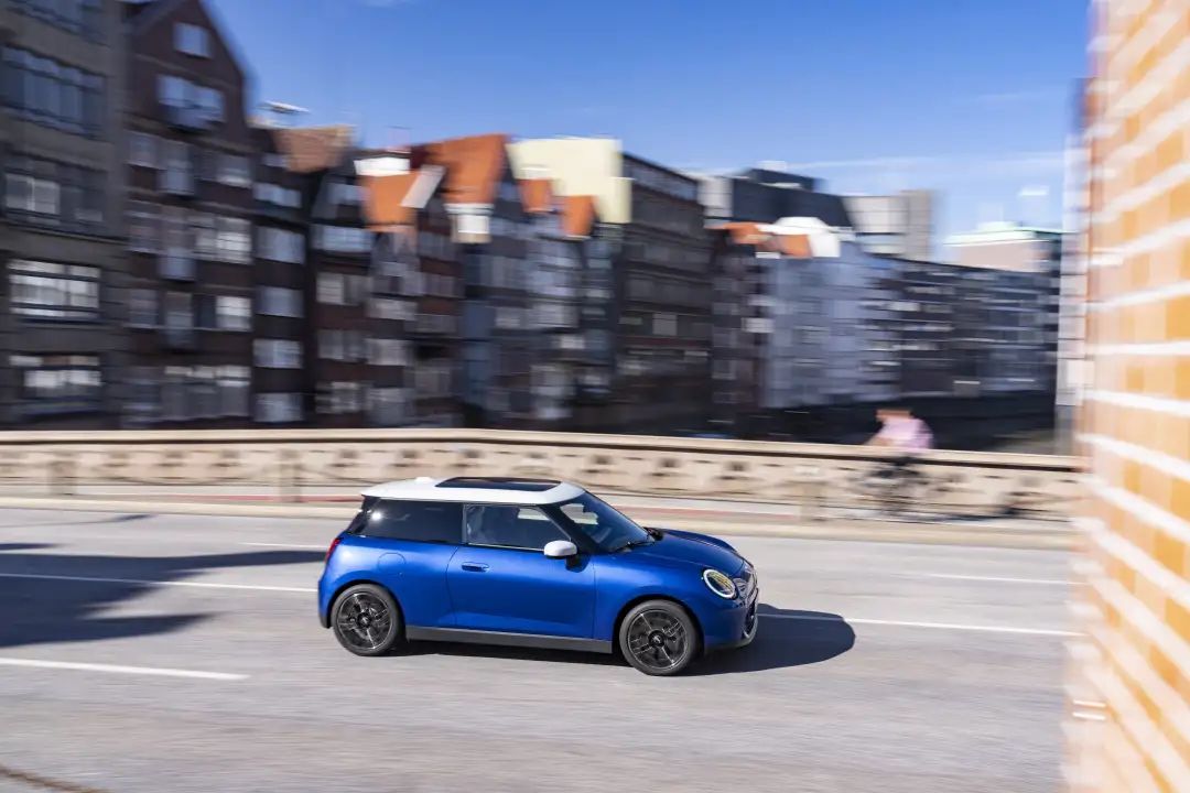 18.98 万，史上最便宜的宝马 MINI，还是卖贵了插图4